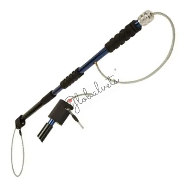 Dual Release Catch Pole